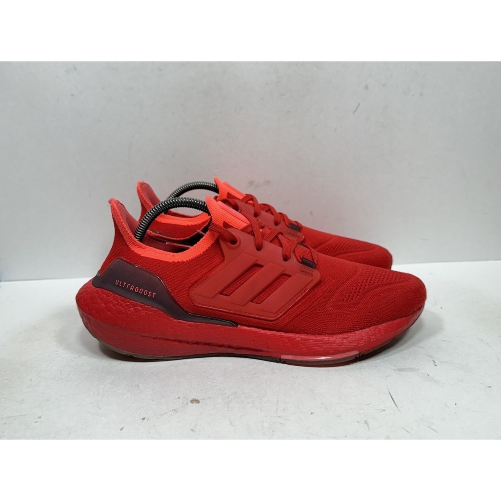 Adidas UltraBoost 22 Men's Size 9 Vivid Red Turbo Running Sneakers‎ GX5462